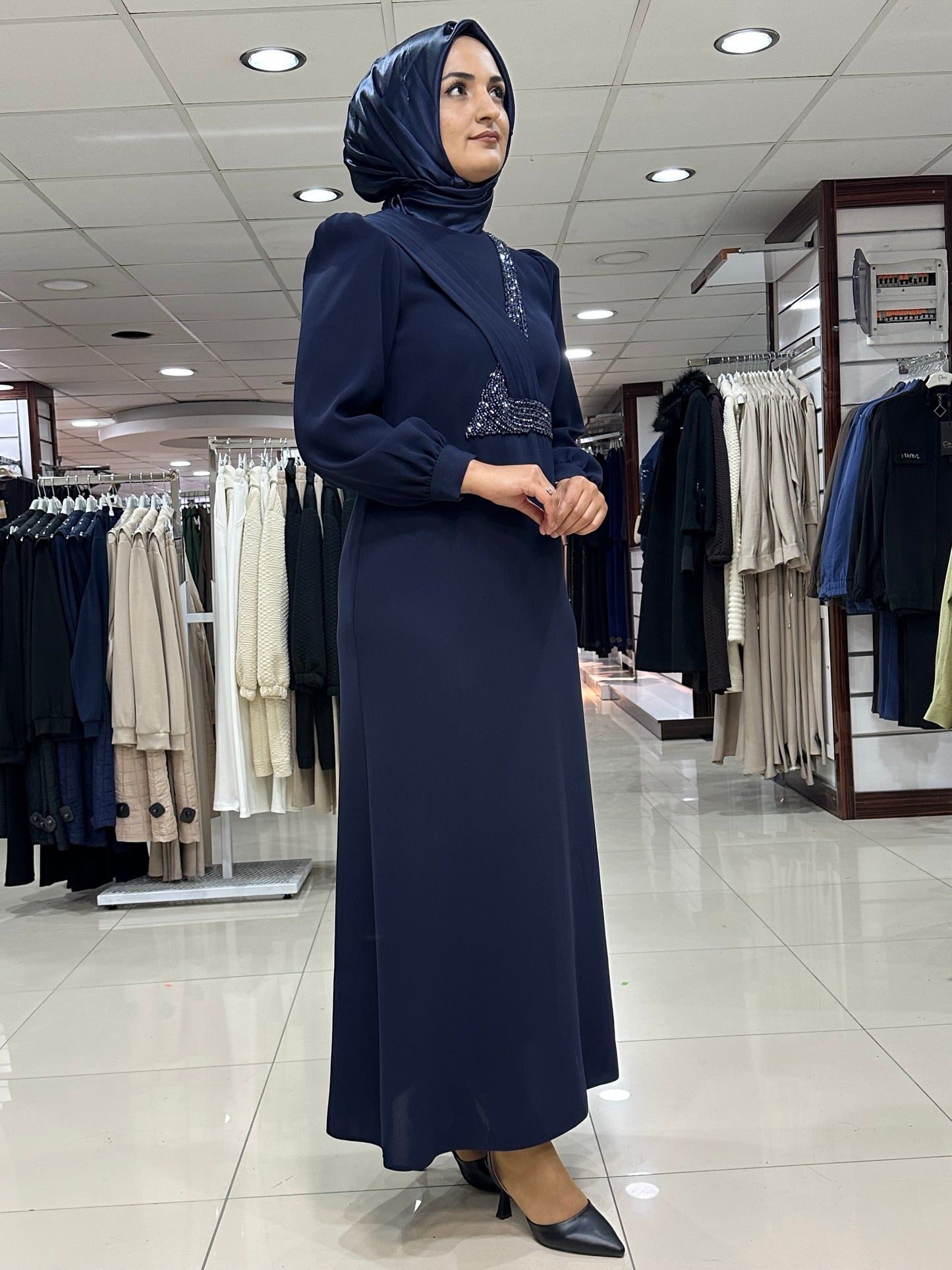 Neva 25   SK3403 Abiye